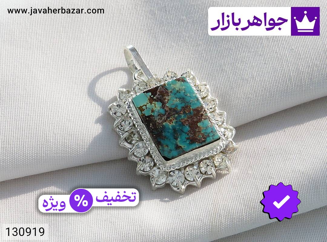 مدال نقره فیروزه نیشابوری خوش نقش زنانه