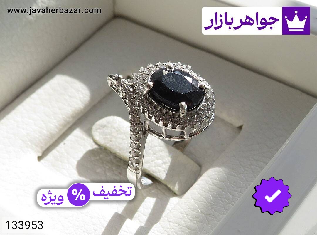 انگشتر نقره یاقوت آفریقایی سیاه طرح شعله زنانه