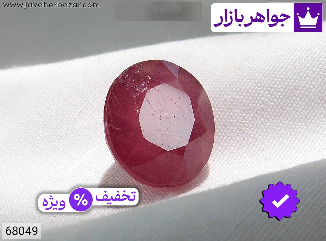 نگین یاقوت قرمز آفریقا جذاب