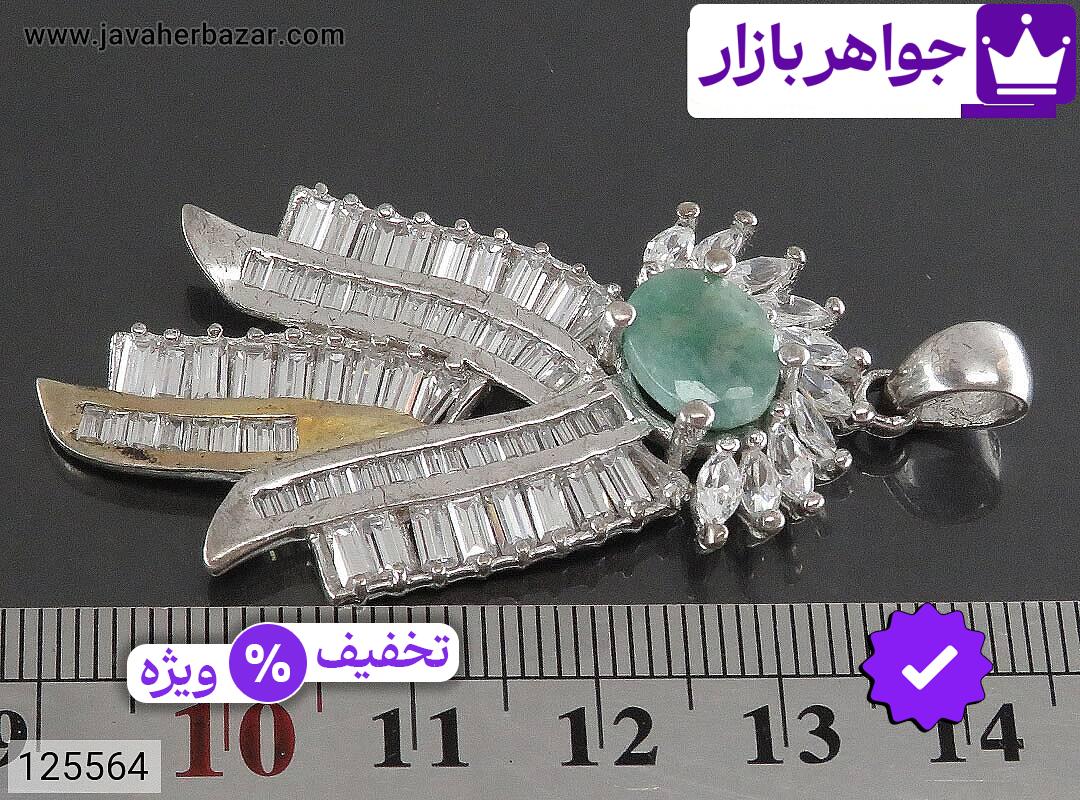 تصویر 3 مدال زمرد زنانه با ضمانت اصالت جواهربازار عکس 3 مدال زمرد زنانه اصل جواهربازار – مدل منتخب و موجود برای خرید
