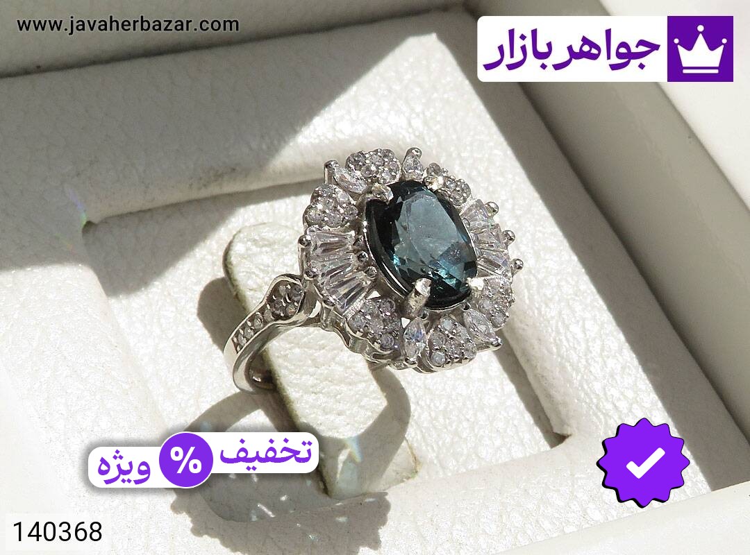 عکس و مدل انواع انگشتر توپاز لندن سبز با بالاترین کیفیت بهترین قیمت اصل ضمانت 99ساله شناسنامه فاکتور انگشترتوپازلندنسبز