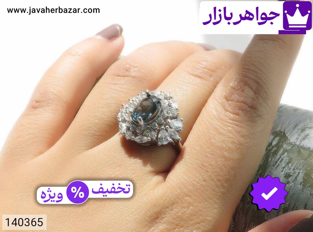 تصویر 5 انگشتر توپاز لندن سبز زنانه با ضمانت اصالت جواهربازار عکس 5 انگشتر توپاز لندن سبز زنانه اصل جواهربازار – مدل منتخب و موجود برای خرید